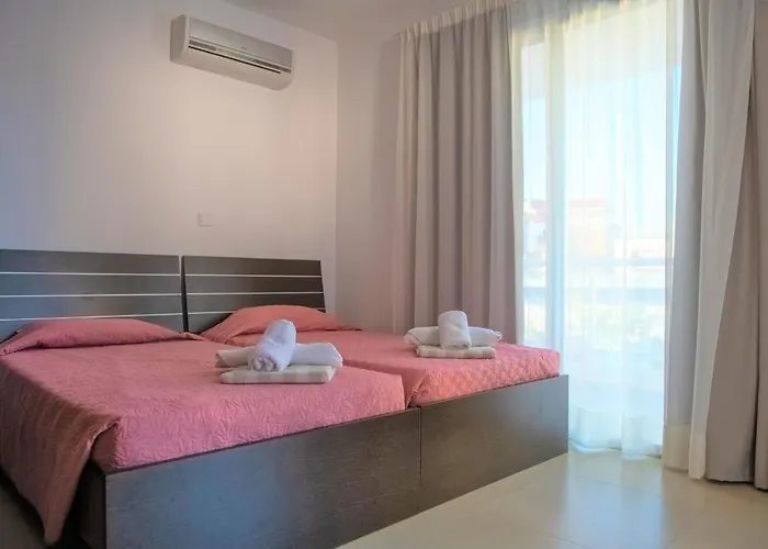 10 Holiday home Coral Bay